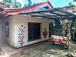 වතුපිටිවල නගරයෙන් පර්චස් 10 ඉඩමහ හා නිවස අදායිම් ලබන ඉක්මනින් විකිණීමට