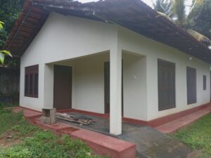 නයිවල ටෙක් එක අසලින් පර්චස් 12.5 ඉඩම හා නිවස වටිනා මිලකින් විකිණීමට