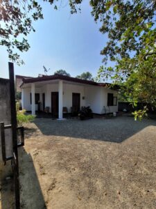 කළගෙඩිහේනේ වටිනා නිවසක් විකිණීමට .
