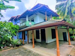 නිට්ටඹුව – නගරයෙන් | පර්චස් 14 | නිදන කාමර 5ක දෙමහල් නිවස ලක්ෂ 130