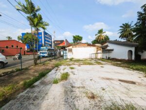 කඩවත – පද්මා ඉදිරිපිට පර්චස් 24 ව්‍යාපාරික ඉඩමක්