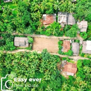 ගම්පහ යක්කලින් පර්චස් 10  ඉඩමක් විකිණීමට