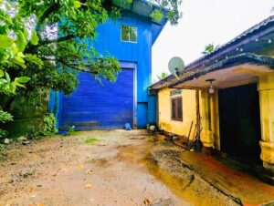 කඩවත – ඉඹුල්ගොඩ පර්චස් 39 පැරණි නිවස සහිත ගබඩා සංකීර්ණයක්