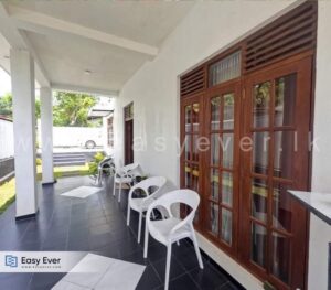 🏡 House for Sale – Kalagedihena (Sapugasthenna Road)