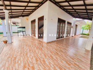 📍 මිනුවන්ගොඩ – යාගොඩමුල්ල 🏠 අඩක් නිමකළ දෙමහල් නිවසක්