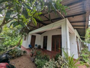 House for sale in kalagedihena