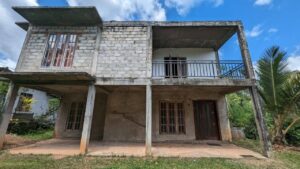 House for sale in Ambepussa