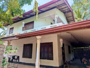 කාමර 6ක අංගසම්පූර්ණ දෙමහල් නිවසක්