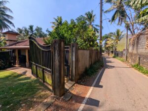Land for sale in Athurugiriya