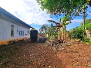 ඉඩමේ වටිනාකමට නිවසක් නොමිලේ.