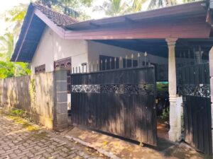 House for sale in yakkala