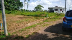 කහතුඩුව Highway පිවිසුමට 2.5km දුරින් ලක්ෂ 36