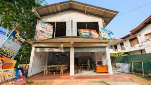 Commercial property for sale in Urapola