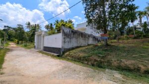 Land for sale in minuwangoda