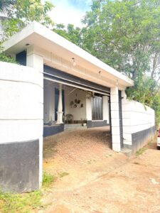 ප්‍රධාන බස් මාර්ගයන්ට 700m දුරින් වටිනා දෙමහල් නිවසක්