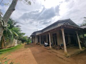 House for sale in thalduwa
