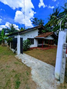 පර්චස් 20ම ගත්තොත් – නිවස නොමිලේ