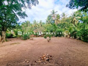 Land for sale in yakkala