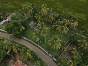 තංගල්ල සංචාරක පුරවරයෙන් පර්චස් 48.2 ඉඩම හා අඩක් නිම කල විලා එකක් විකිණීමට